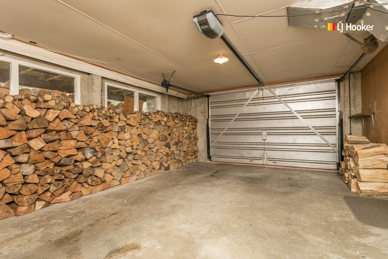 Photo of property in 9 Colquhoun Street, Glenross, Dunedin, 9011