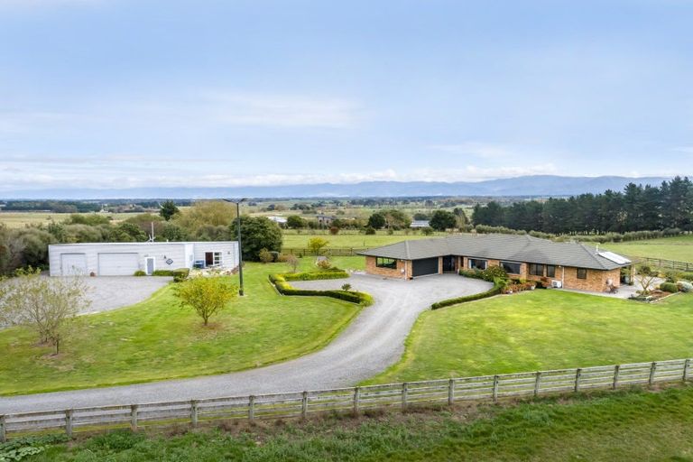 Photo of property in 184 Glenmorven Road, Morison Bush, Greytown, 5794