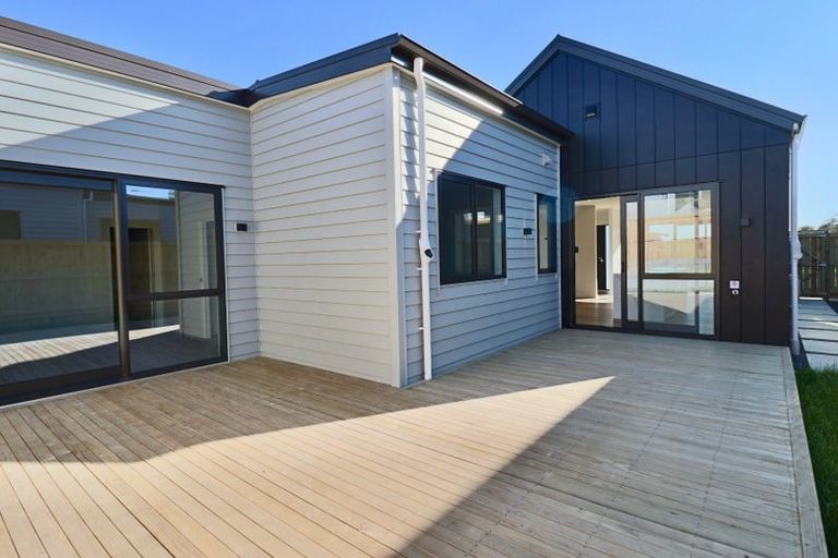 Photo of property in 13 Wagyu Lane, Karaka, 2580