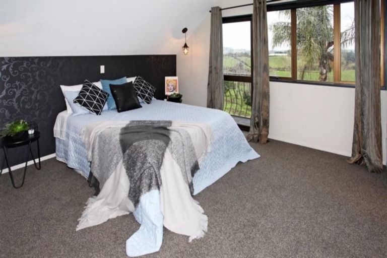 Photo of property in 722 Runciman Road, Runciman, Drury, 2578