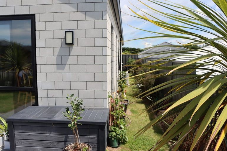 Photo of property in 5 Traverse Lane, Omokoroa, 3114