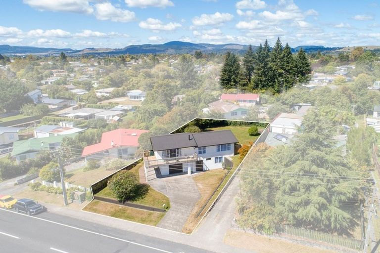 Photo of property in 260 Sunset Road, Sunnybrook, Rotorua, 3015