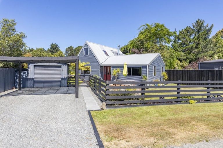 Photo of property in 5 Penfold Square, Leithfield, 7481