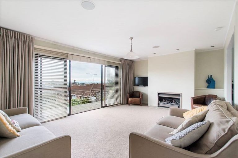 Photo of property in 3/32 Quebec Road, Milford, Auckland, 0620