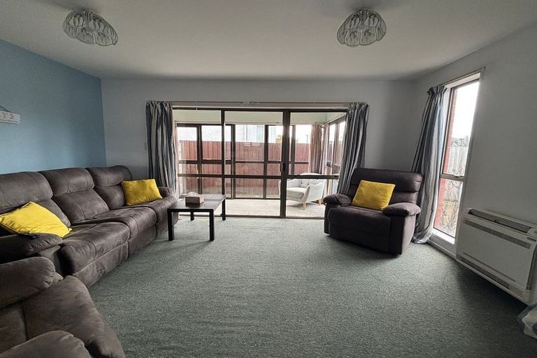 Photo of property in 1/166 Shaw Avenue, New Brighton, Christchurch, 8083