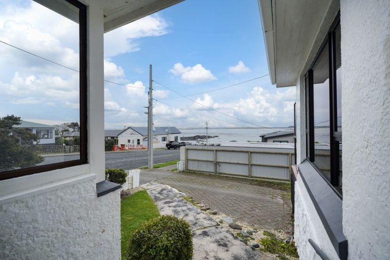 Photo of property in 12 Walker Street, Bluff, 9814