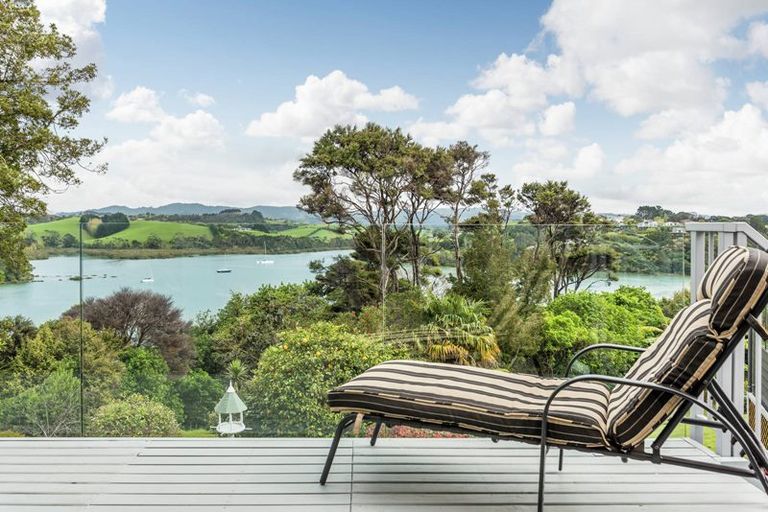 Photo of property in 3 Kanuka Road, Sandspit, Warkworth, 0982