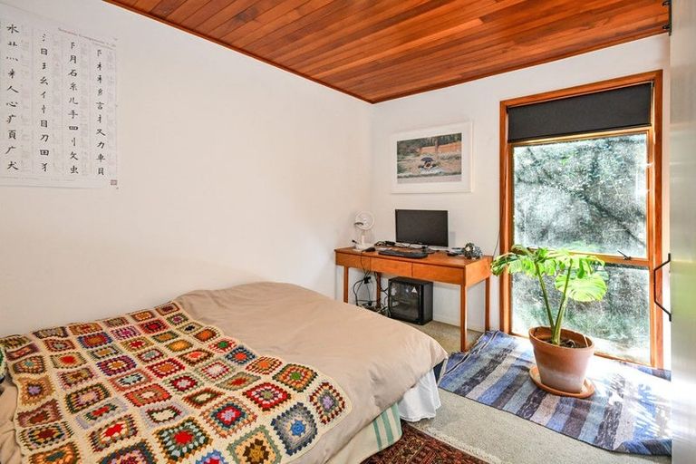 Photo of property in 30 Scenic Drive, Hillpark, Auckland, 2102