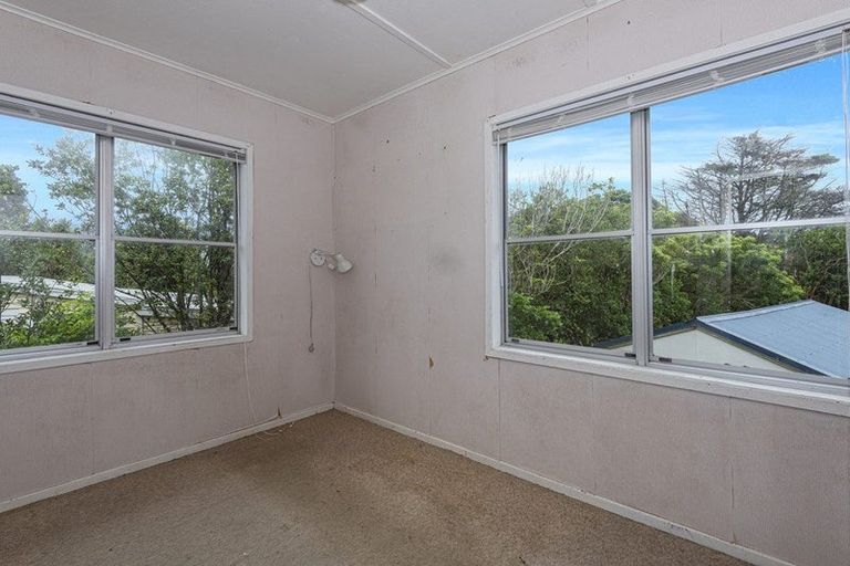 Photo of property in 16 Ripiro Drive, Baylys Beach, Dargaville, 0377
