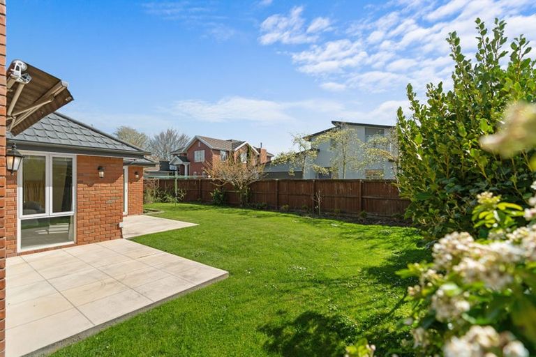 Photo of property in 313 Withells Road, Avonhead, Christchurch, 8042