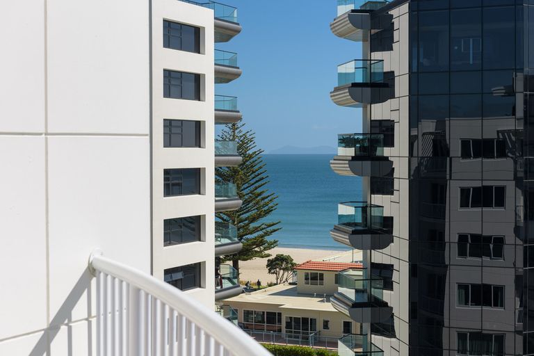 Photo of property in The Beaumont Apartments, 52/12 Maunganui Road, Mount Maunganui, 3116