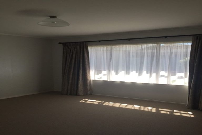 Photo of property in 1 Arcus Street, St Andrews, Hamilton, 3200