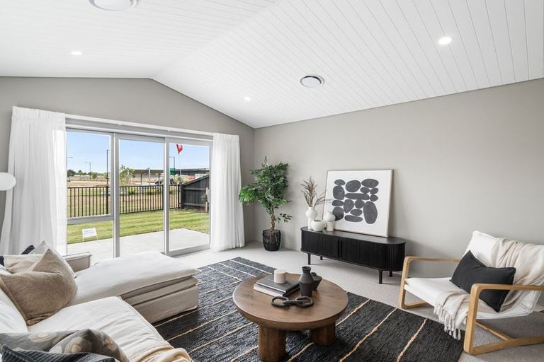 Photo of property in 8 Treedale Street, Belfast, Christchurch, 8051