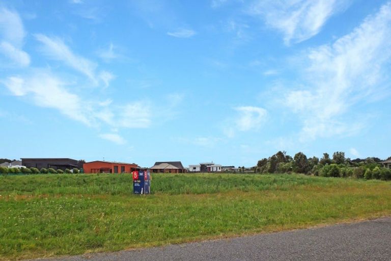 Photo of property in 10 Carex Grove, Foxton Beach, Foxton, 4815