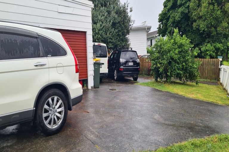 Photo of property in 119 Mahia Road, Wattle Downs, Auckland, 2103