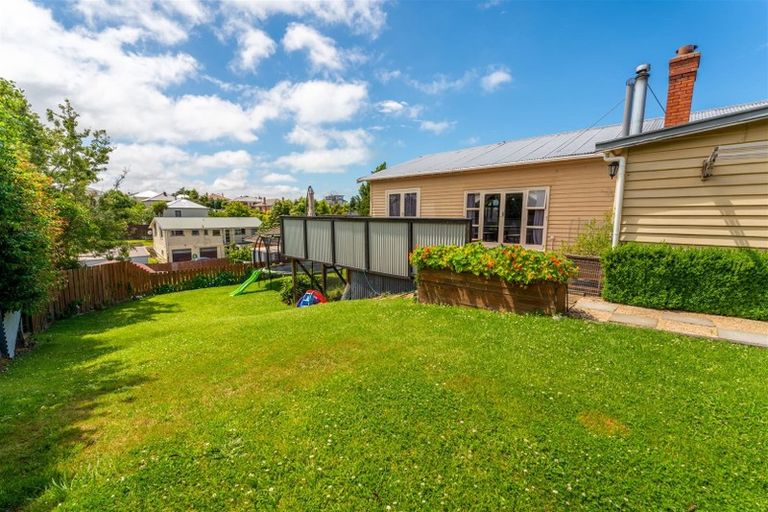 Photo of property in 32 Regent Street, West End, Timaru, 7910