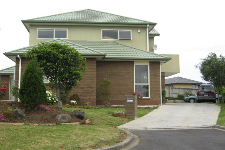Photo of property in 16 Brunswick Rise, Mangere, Auckland, 2022