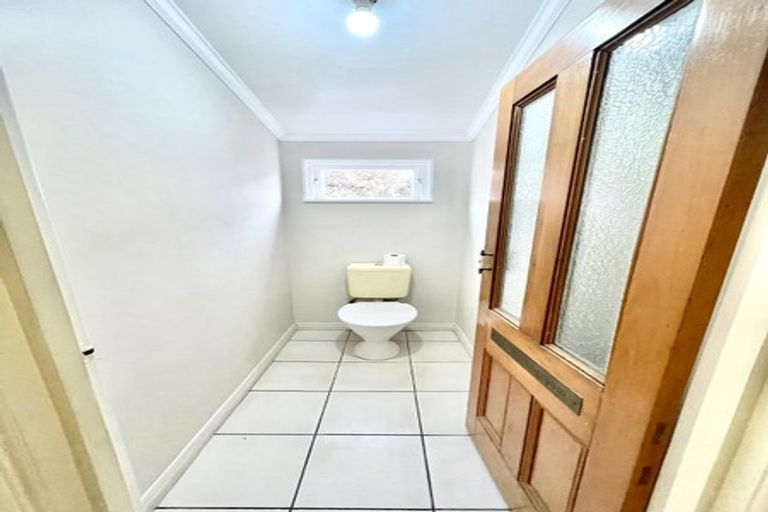 Photo of property in 93 Oxford Street, South Dunedin, Dunedin, 9012