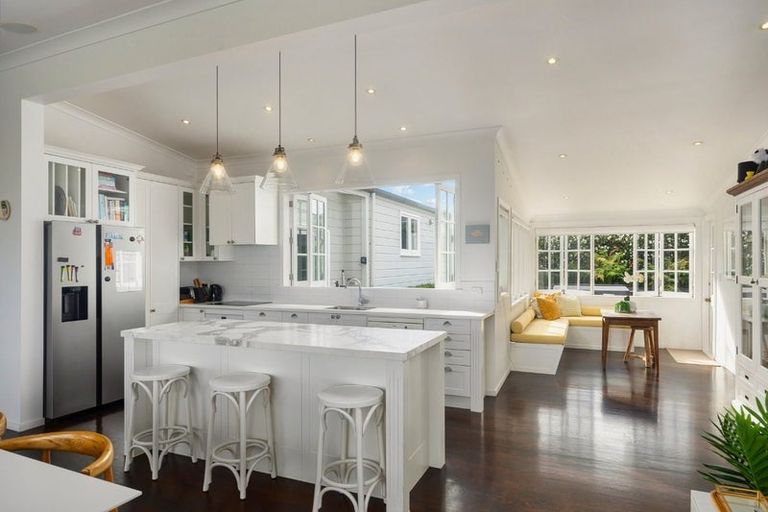 Photo of property in 2/14 Pine Ridge Terrace, Hauraki, Auckland, 0622