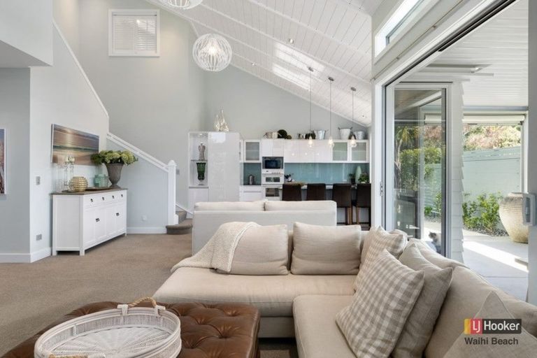 Photo of property in 7 Ian Place, Waihi Beach, 3611