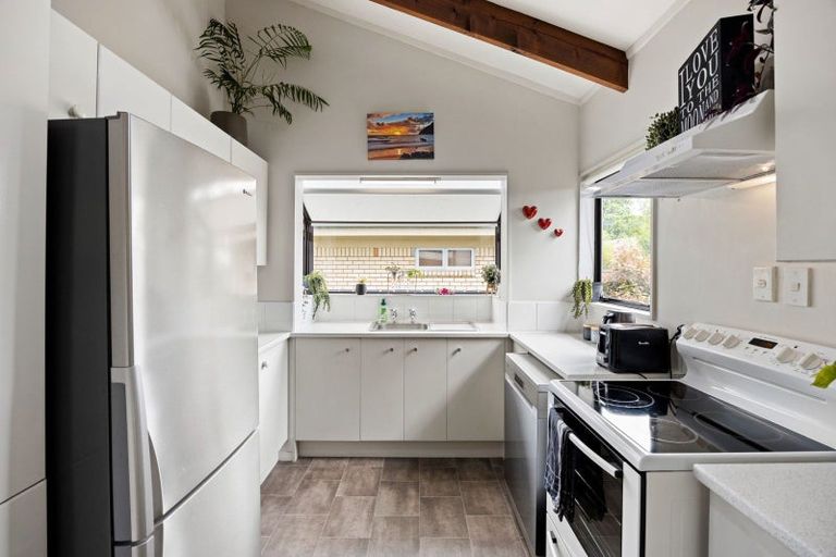 Photo of property in 66 Queenwood Avenue, Queenwood, Hamilton, 3210