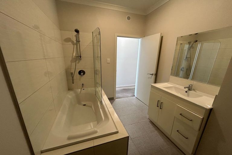 Photo of property in 31c/132 Stancombe Road, Flat Bush, Auckland, 2016