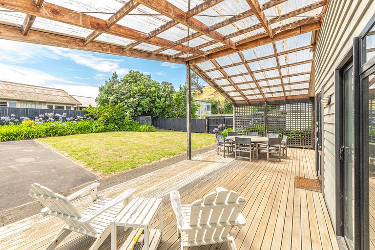 Photo of property in 21 Sunset Parade, Kai Iwi, Whanganui, 4574