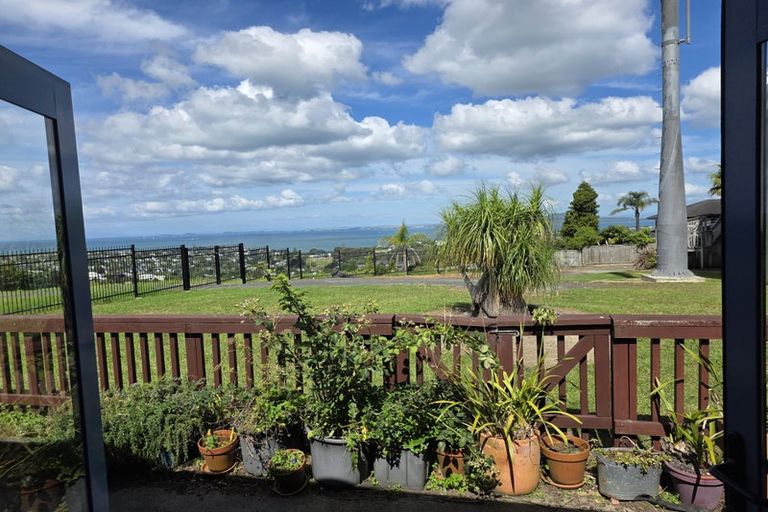Photo of property in 521 East Coast Road, Murrays Bay, Auckland, 0630