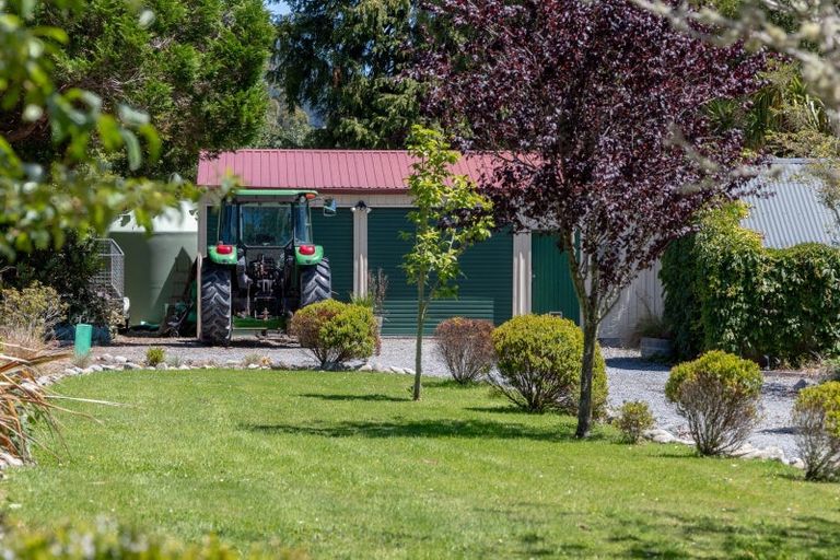 Photo of property in 808 Whitemans Valley Road, Whitemans Valley, Upper Hutt, 5371