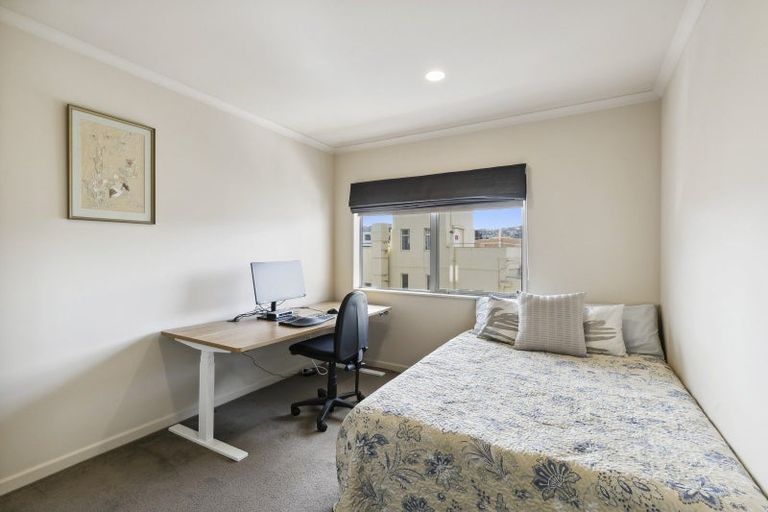 Photo of property in 13/15 Roxburgh Street, Mount Victoria, Wellington, 6011