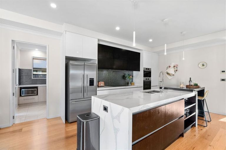 Photo of property in 10 Bronco Drive, Aidanfield, Christchurch, 8025