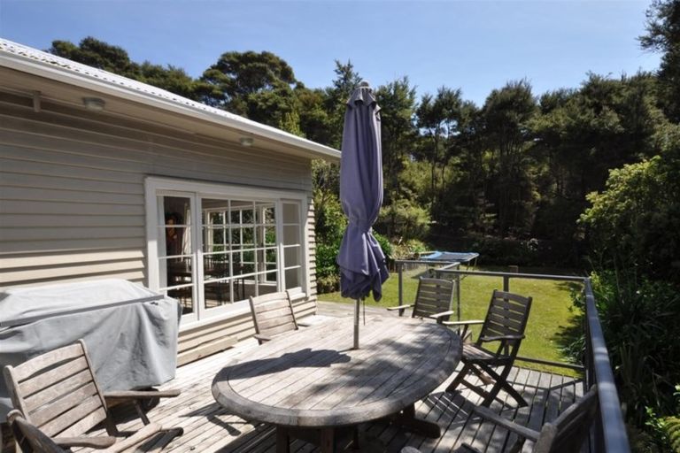 Photo of property in 36 Schoolhouse Bay Road, Kawau Island, 0920