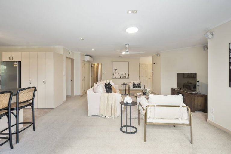 Photo of property in 11 Lynwood Place, Owhata, Rotorua, 3010