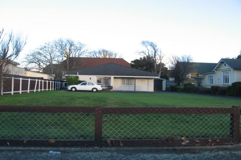 Photo of property in 150 Grey Street, Palmerston North, 4410