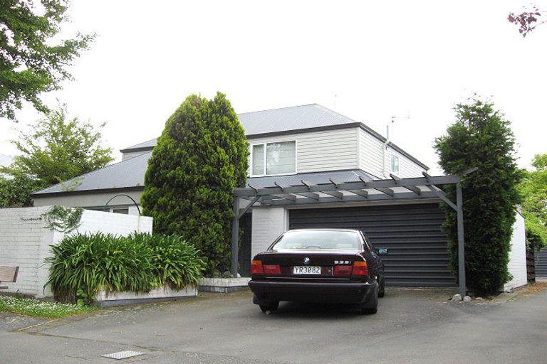 Photo of property in 194 Clyde Road, Burnside, Christchurch, 8053