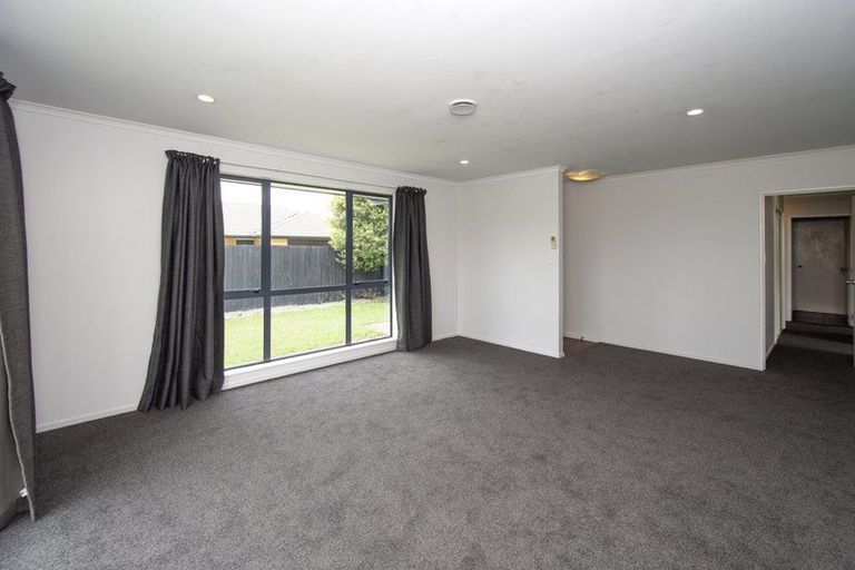 Photo of property in 6a Peel Close, Rolleston, 7614