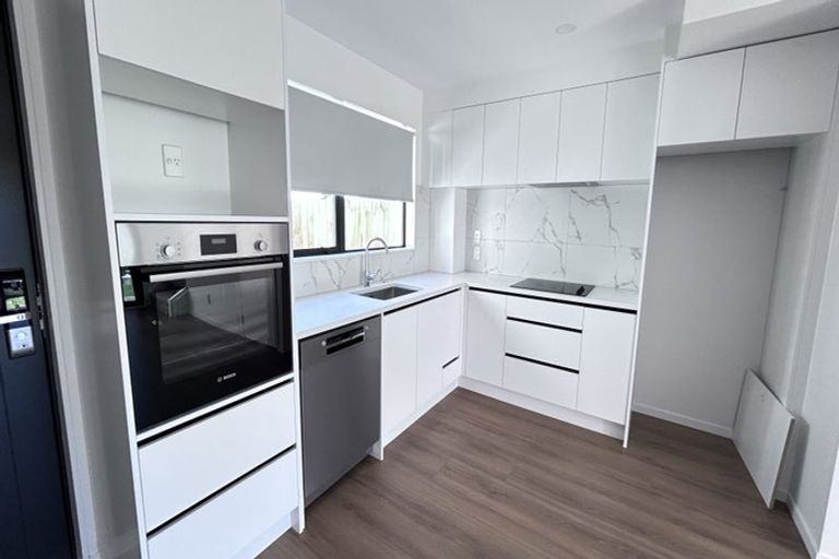 Photo of property in 9/239 Porchester Road, Takanini, 2112