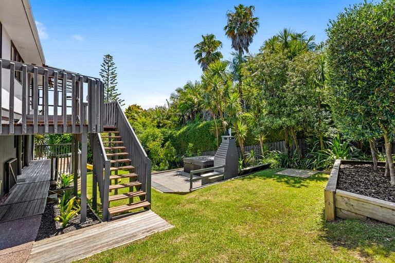 Photo of property in 134 Stanmore Bay Road, Stanmore Bay, Whangaparaoa, 0932