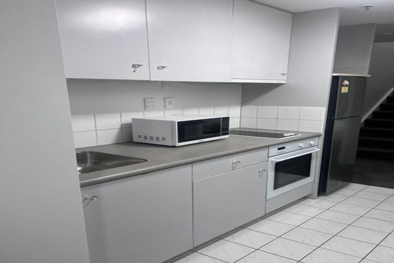 Photo of property in Cintra Apartments, 7a/3 Whitaker Place, Grafton, Auckland, 1010