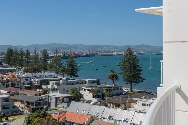 Photo of property in Beaumont Apartments, 52/12 Maunganui Road, Mount Maunganui, 3116