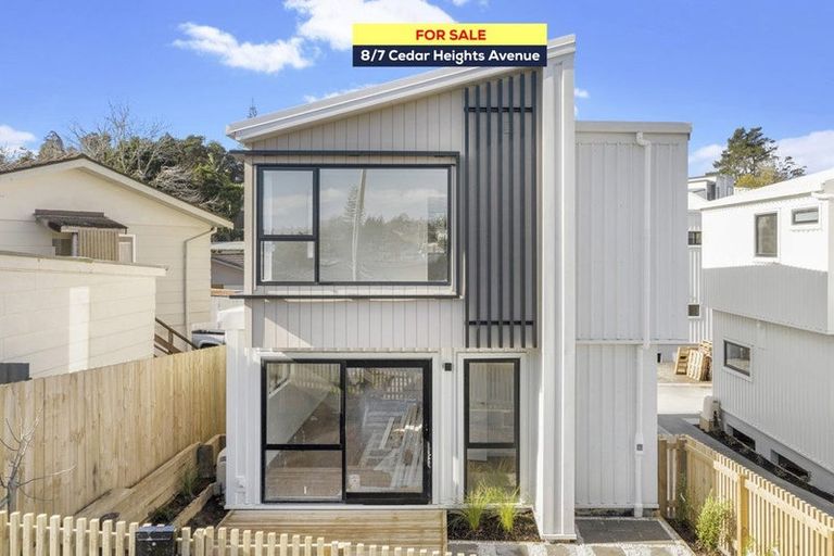 Photo of property in 8/7 Cedar Heights Avenue, Massey, Auckland, 0614