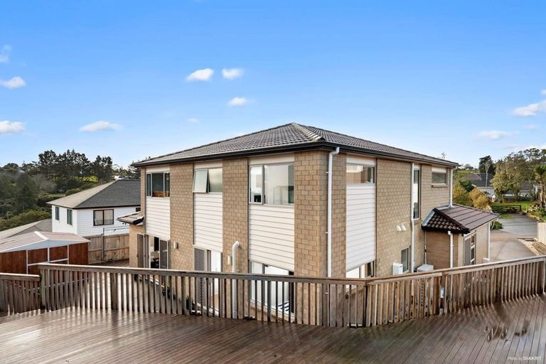 Photo of property in 33 Dawood Place, The Gardens, Auckland, 2105