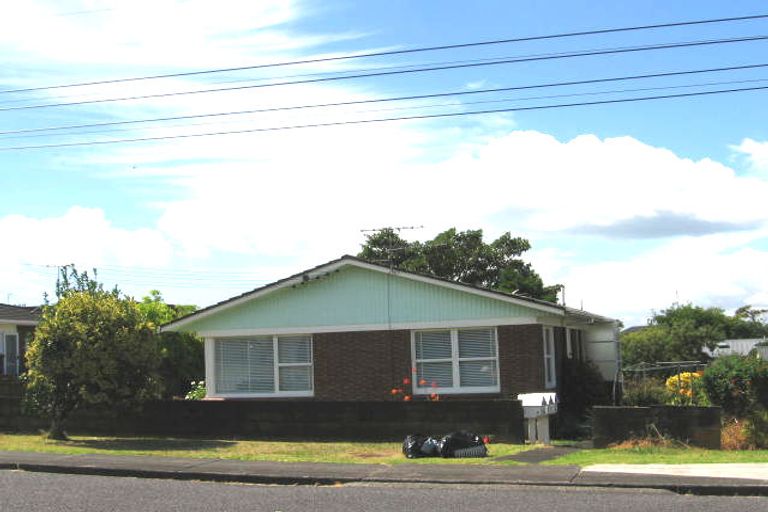 Photo of property in 3/2 Gordon Avenue, Milford, Auckland, 0620