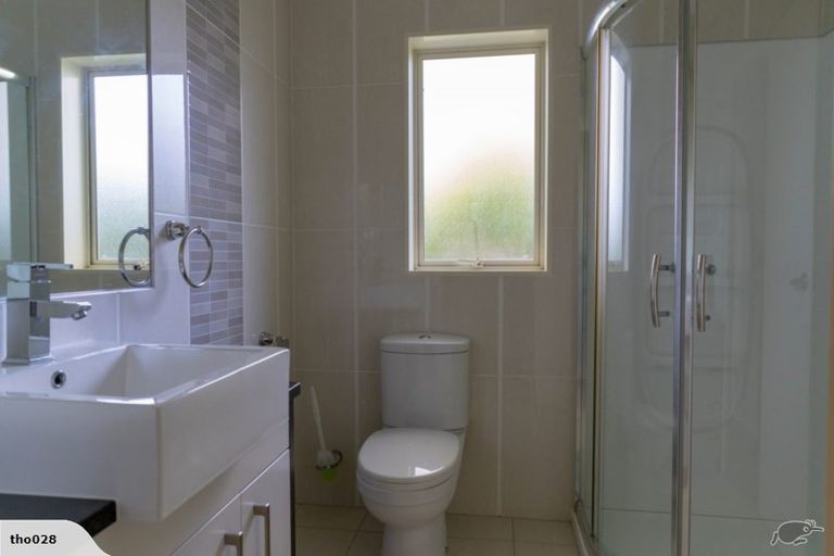 Photo of property in 1b Tranquility Rise, Mellons Bay, Auckland, 2014