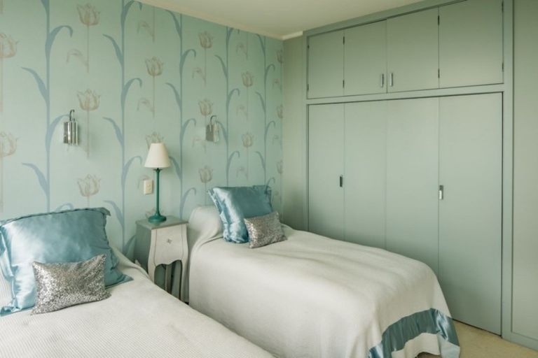 Photo of property in Rona House, 33 Rimu Street, Eastbourne, Lower Hutt, 5013