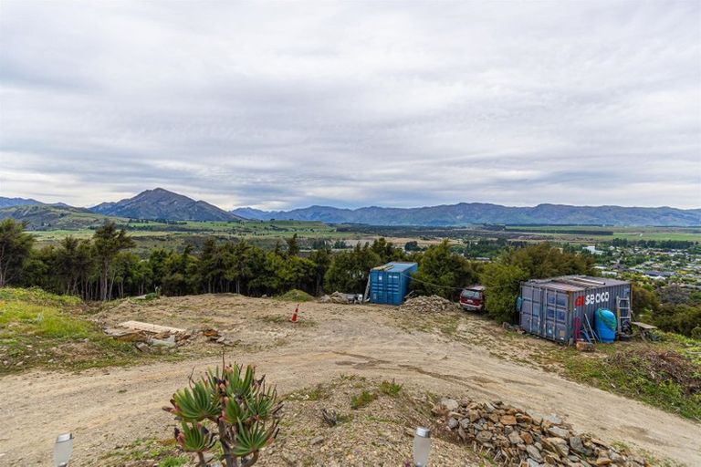 Photo of property in 69 Kanuka Rise, Albert Town, Wanaka, 9305