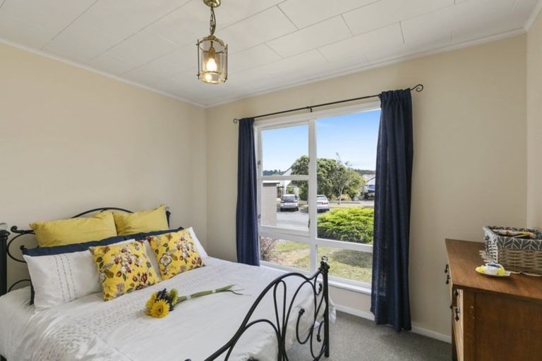 Photo of property in 28 The Quarterdeck, Whitby, Porirua, 5024