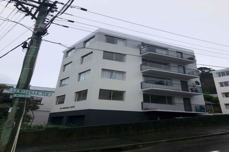Photo of property in Windsor Court, 1/340 Tinakori Road, Thorndon, Wellington, 6011