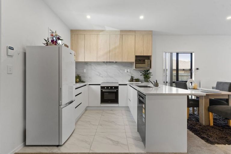 Photo of property in 17 Aumarire Lane, Favona, Auckland, 2024