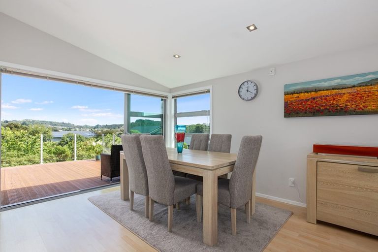 Photo of property in 1/42b James Cook Drive, Whitby, Porirua, 5024